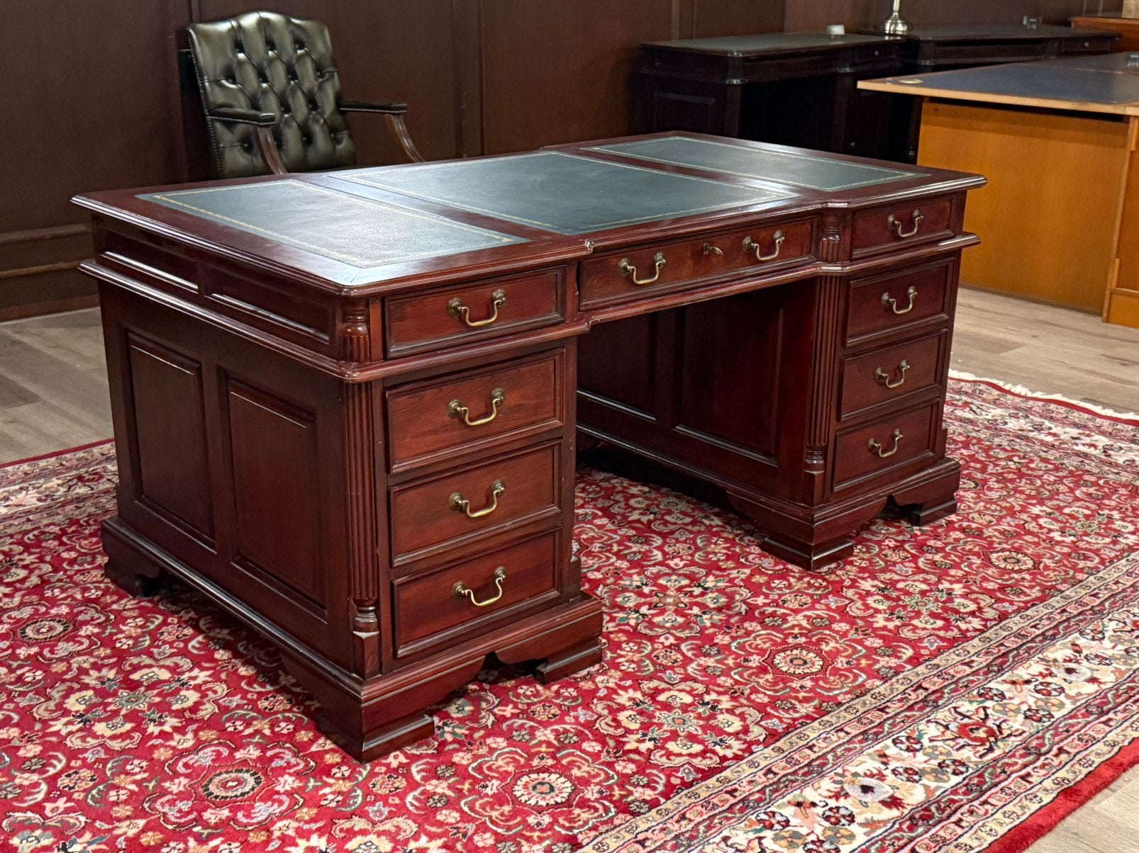 Klassiek Engels bureau #691, Overige typen, Hout, 93 cm, Bruin