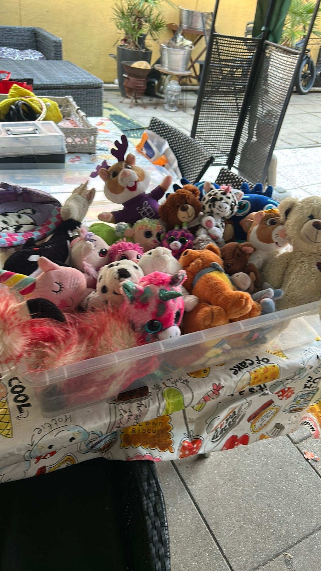 Grote bak  vol leuke knuffels, Ophalen of Verzenden, Zo goed als nieuw, Overige typen