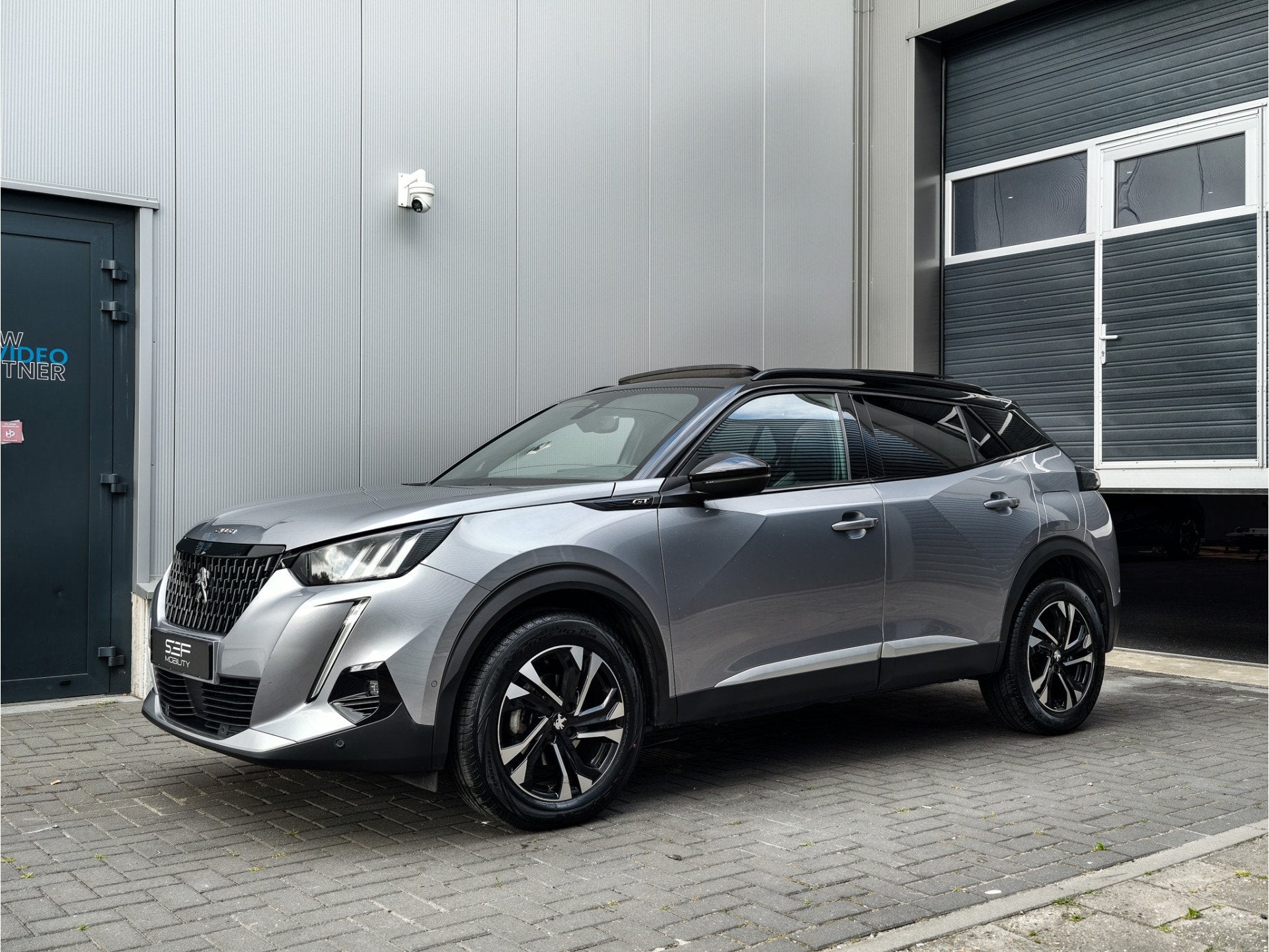 Peugeot 2008 1.2 PureTech GT 131PK Pano | Masssage | 360 | L, Auto's, Dealer onderhouden, Gebruikt, 1199 cc, Zwart