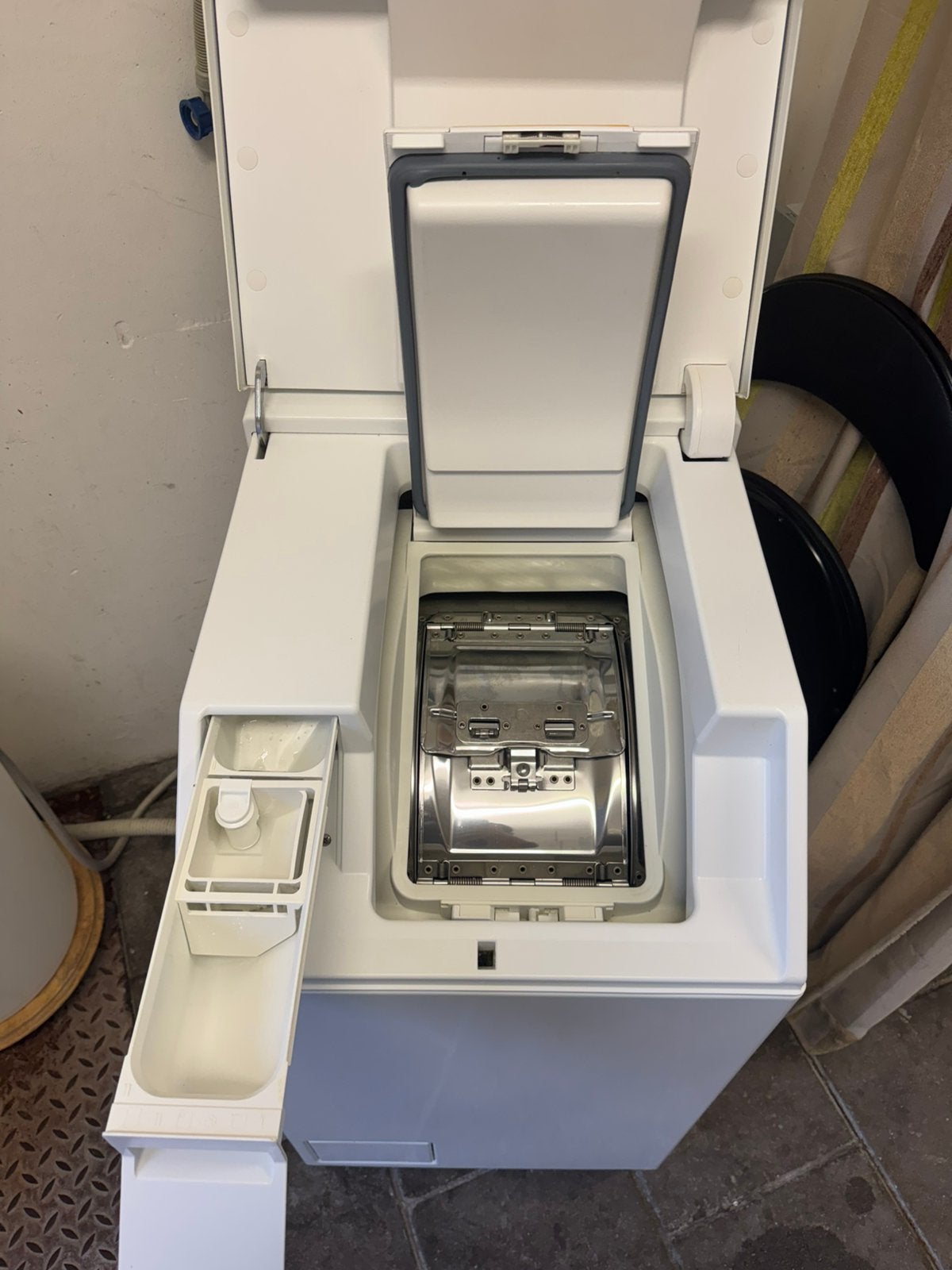 Miele Bovenlader Wasmachine | 45cm | Werkt Goed | Schoon, Witgoed en Apparatuur, Ophalen, 4 tot 6 kg, Bovenlader, Energieklasse A of zuiniger