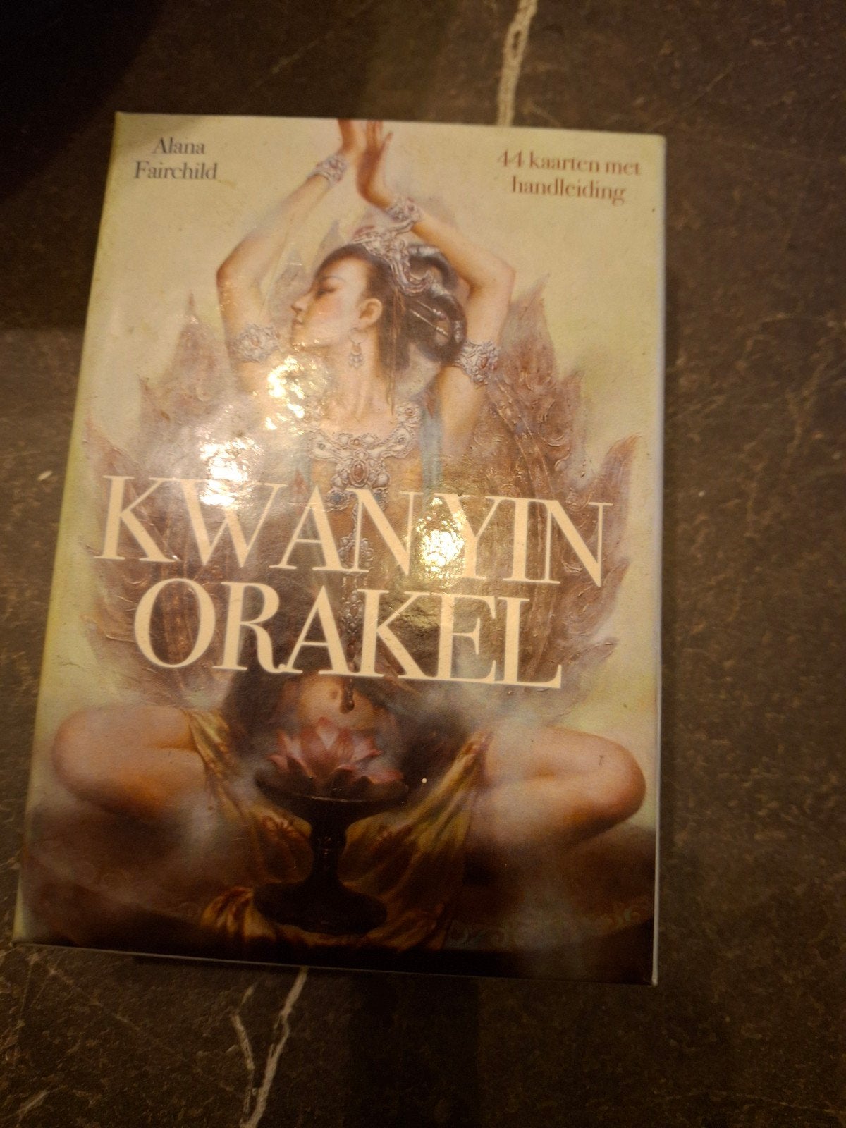 Kwan Yin Orakelkaarten met handleiding - Alana Fairchild, Boeken, Ophalen of Verzenden