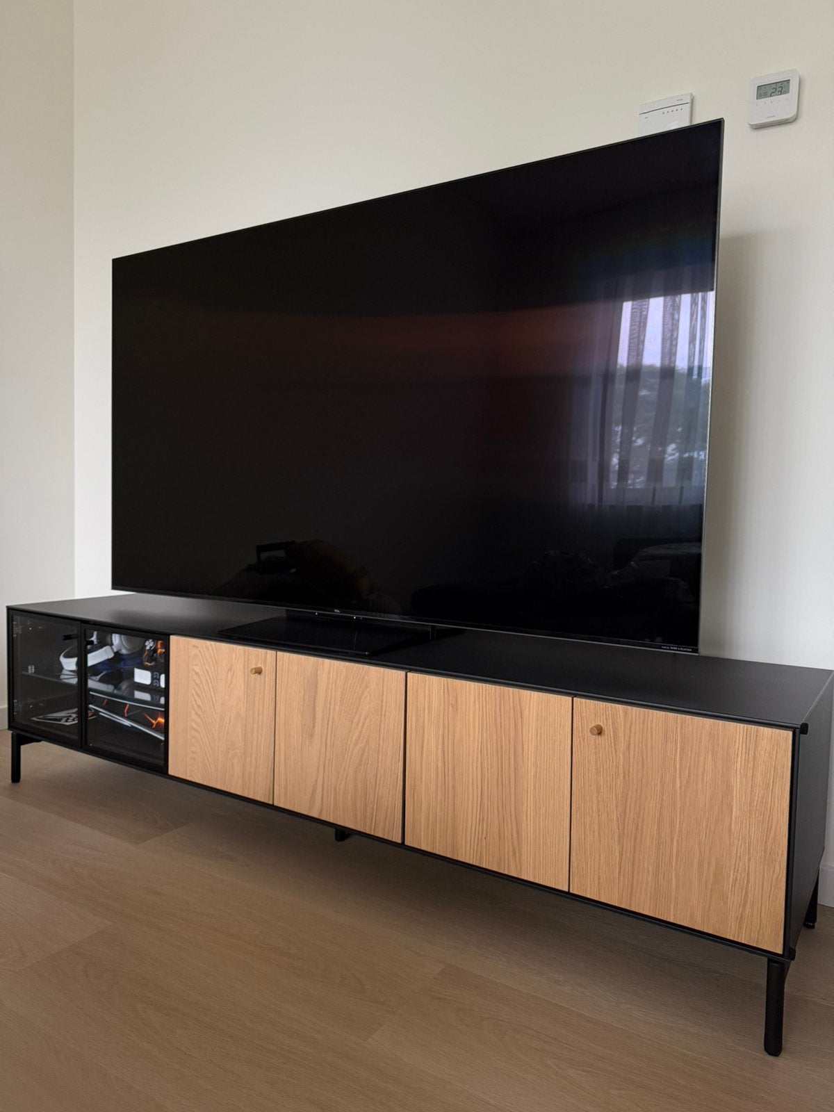 IKEA tv-meubel, Ophalen, 150 tot 200 cm, Zo goed als nieuw, Minder dan 100 cm