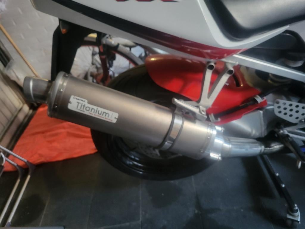 Honda SC44 Demper - Two Brothers Racing Titanium, Motoren, Ophalen of Verzenden, Gebruikt