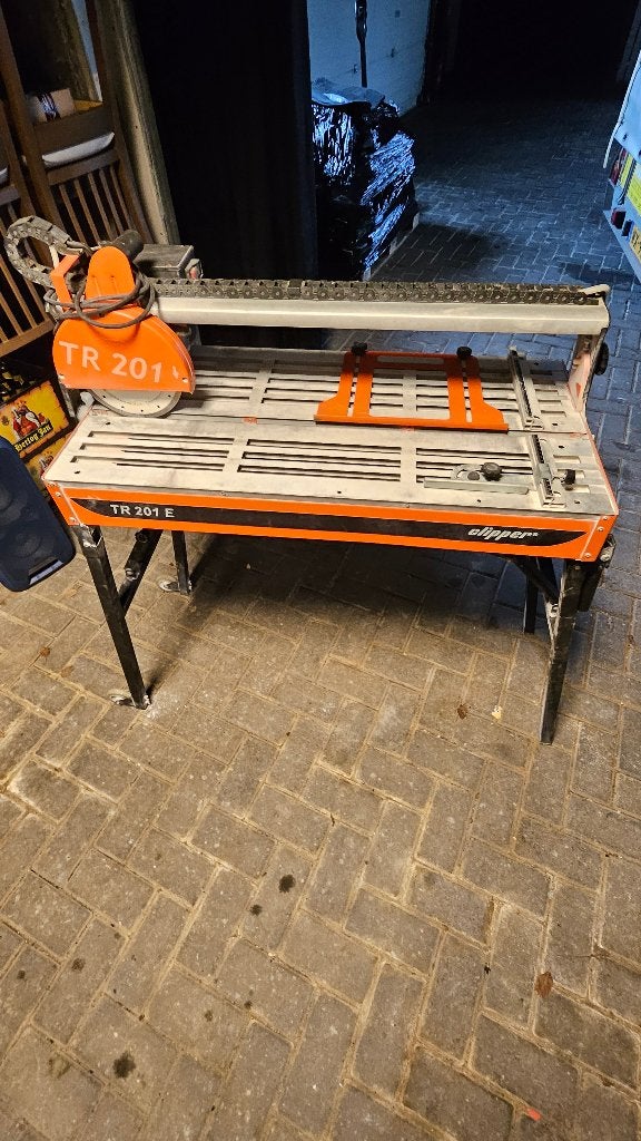 CLIPPER TR201 tegelzaag (tegelsnijder) zaagmachine, Doe-het-zelf en Verbouw, Gereedschap | Zaagmachines, Ophalen, Gebruikt, 70 mm of meer