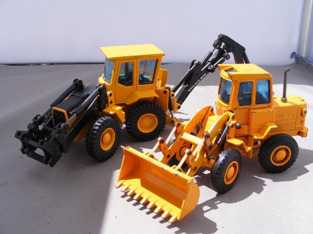 Caterpillar 920 wheel loader joal 214 1/50 + volvo bm, Ophalen of Verzenden, Gebruikt, Bus of Vrachtwagen, Overige merken