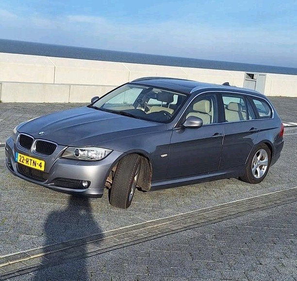 BMW 320d Efficient Dynamics Edition Luxury Line, Achterwielaandrijving, 1995 cc, 4 cilinders, Origineel Nederlands