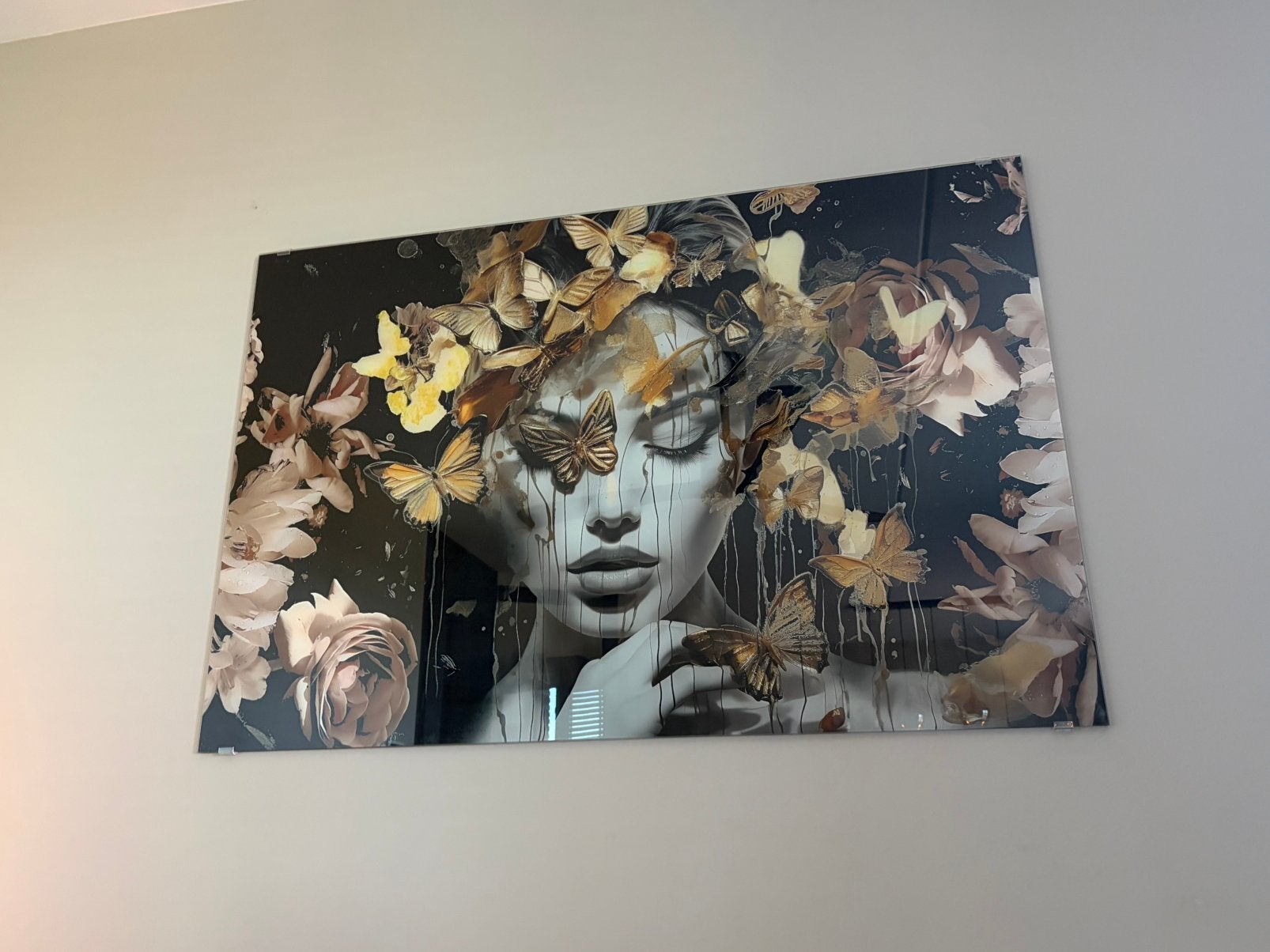 Glas Schilderij Vrouw met Vlinders en Bloemen, Figuren, Kunststof, Print, Ophalen