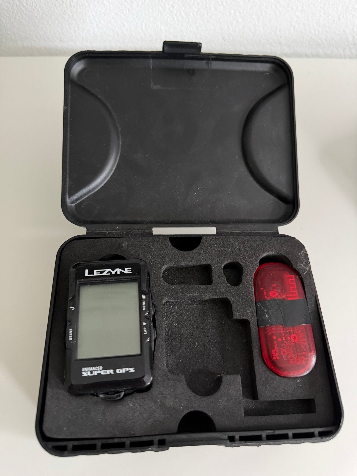 Lezyne Super GPS fietscomputer met hartslagband (sensor defe, Fietsen en Brommers, Ophalen of Verzenden, GPS, Gebruikt