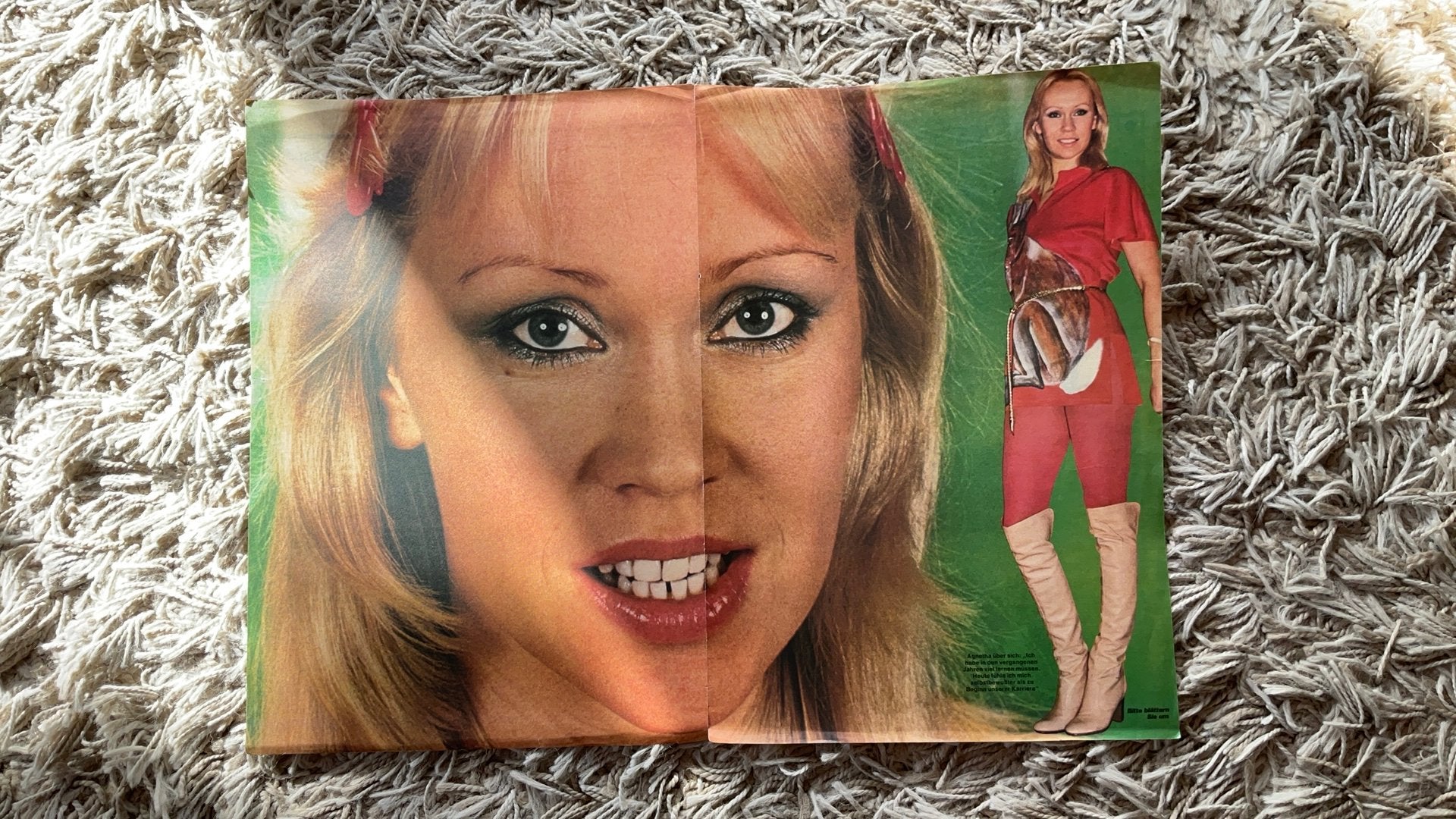 Leuke Poster ABBA’s Agnetha + Artikel Andere Kant, Ophalen of Verzenden, Gebruikt, Poster, Artwork of Schilderij