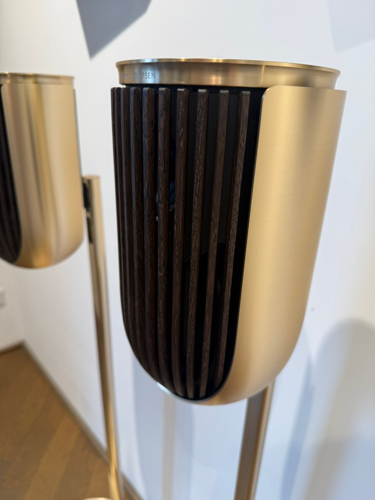 Bang & Olufsen BeoLab 8 Gold tone, Audio, Tv en Foto, Luidsprekers, Overige merken, Bang & Olufsen, Info@bang-olufsen.dk, Ophalen of Verzenden