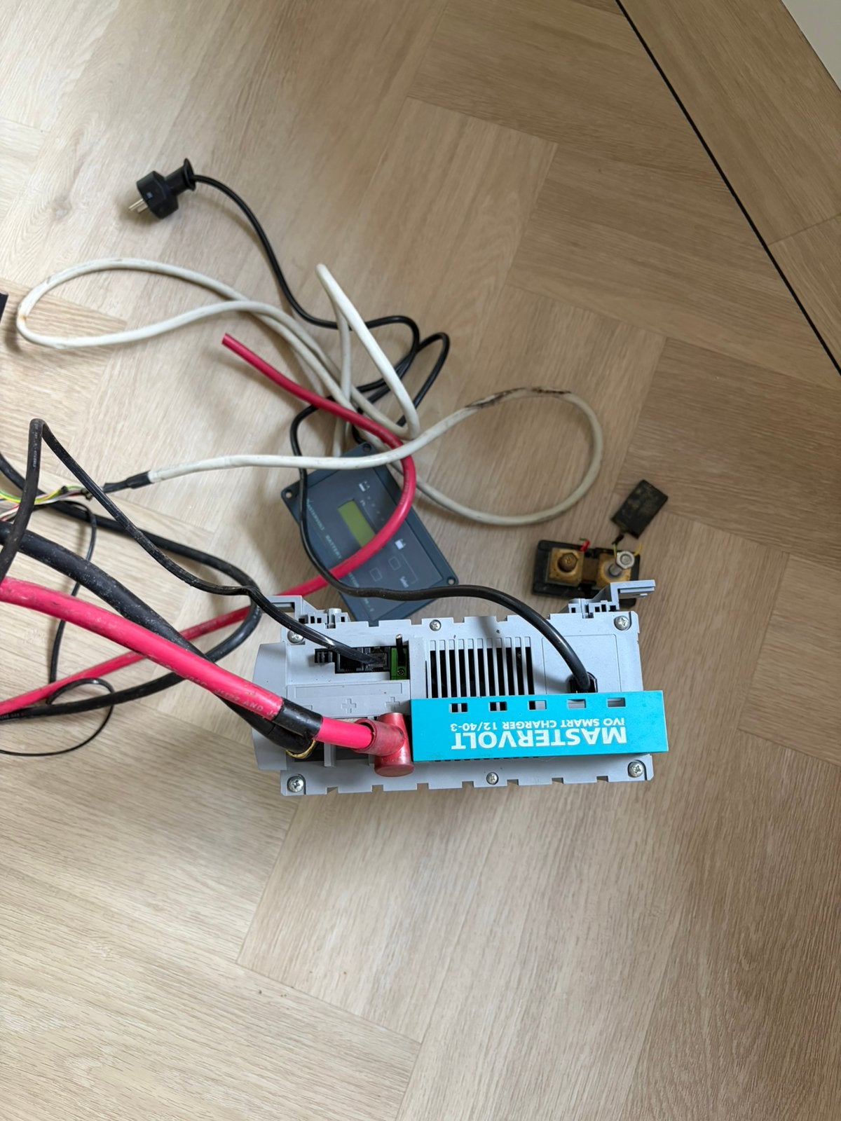 Mastervolt acculader 12 volt, Ophalen of Verzenden, Motor en Techniek