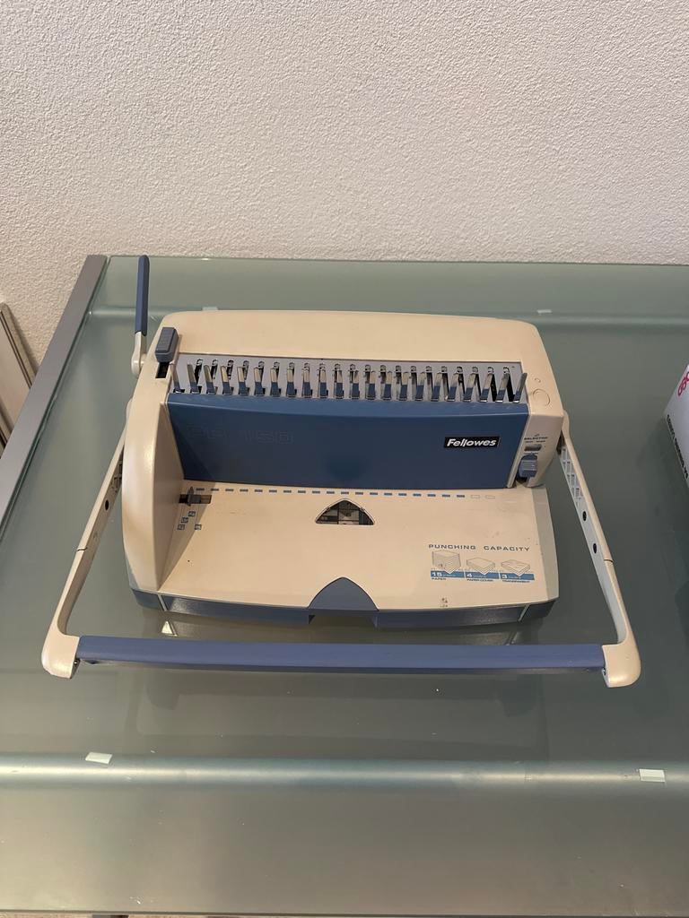 Fellowes CombBind 120 Bindmachine met ringen, Diversen, Bureau-accessoires, Ophalen of Verzenden, Gebruikt