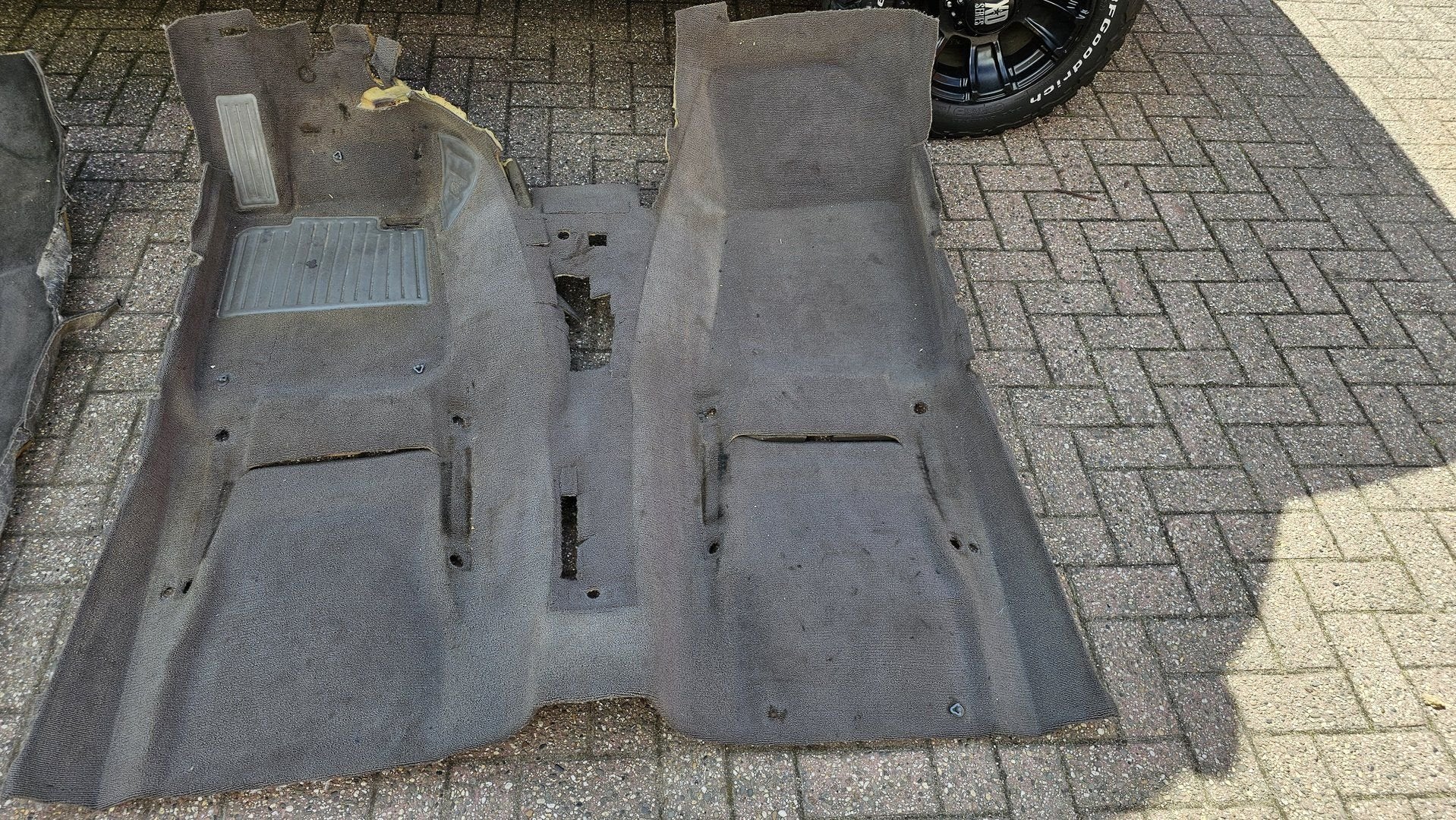 Tapijt vloerbedekking bruin BMW 3 serie E30 sedan TAPIJTE30-, Ophalen, Gebruikt, -, -