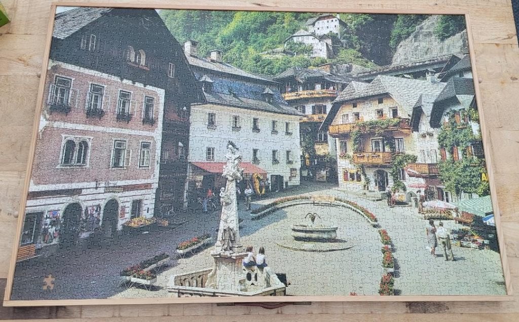 Legpuzzel 1500 stukjes Marktplatz Hallstatt Oostenrijk, Ophalen of Verzenden, 500 t/m 1500 stukjes, Gebruikt, Legpuzzel