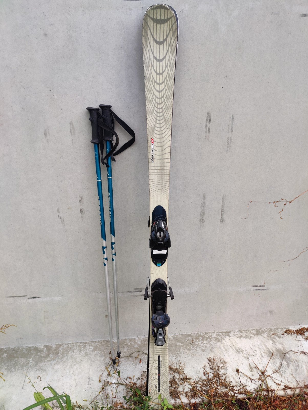 Salomon ski's met Atomic skistokken, 140 tot 160 cm, Gebruikt, Skiën, Ski's