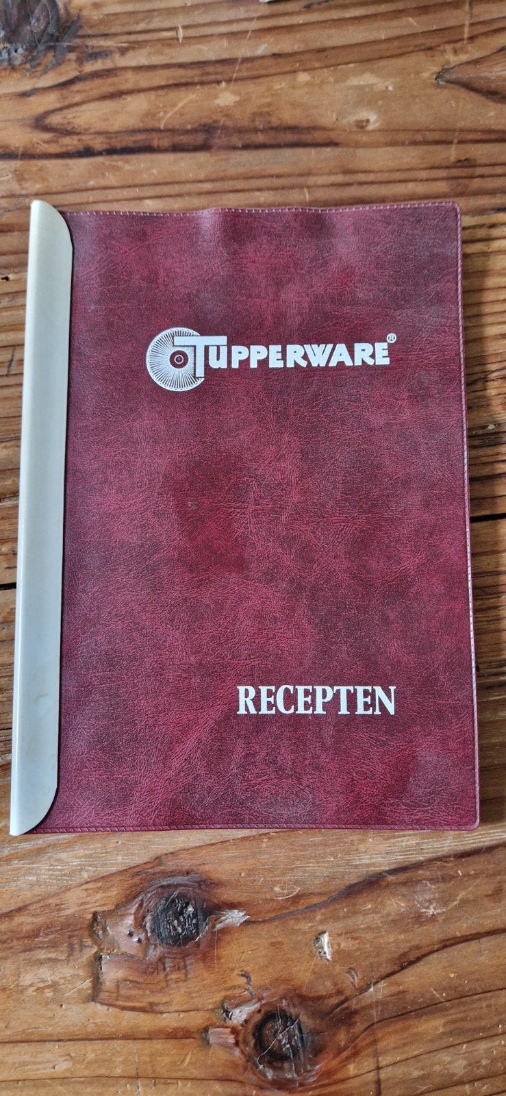 Vintage jaren 70 Tupperware receptenmap, inclusief recepten., Ophalen of Verzenden, Gebruikt, Overige typen