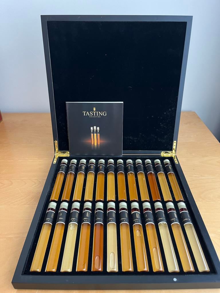 Tasting Collection Whisky Set - 24 samples, Hobby en Vrije tijd, Ophalen of Verzenden, Zo goed als nieuw