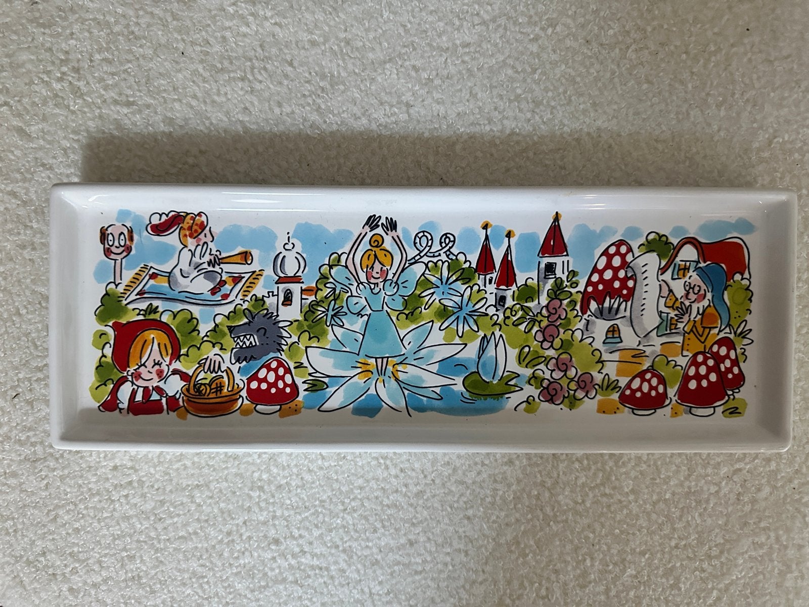 Blond Amsterdam x Efteling serveerschaal sprookjesfiguren, Verzenden