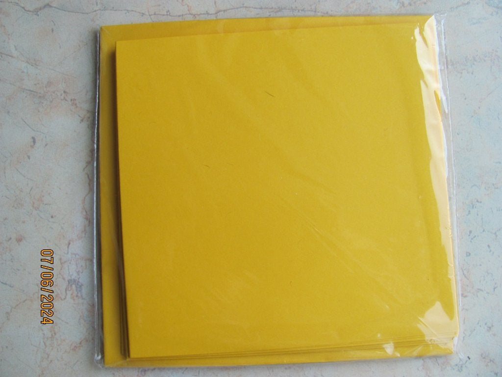 NIEUW set 6 x gele KAARTEN dubbele ENVELOP vierkant papier, Ophalen of Verzenden, Nieuw, Overige thema's, Overige typen