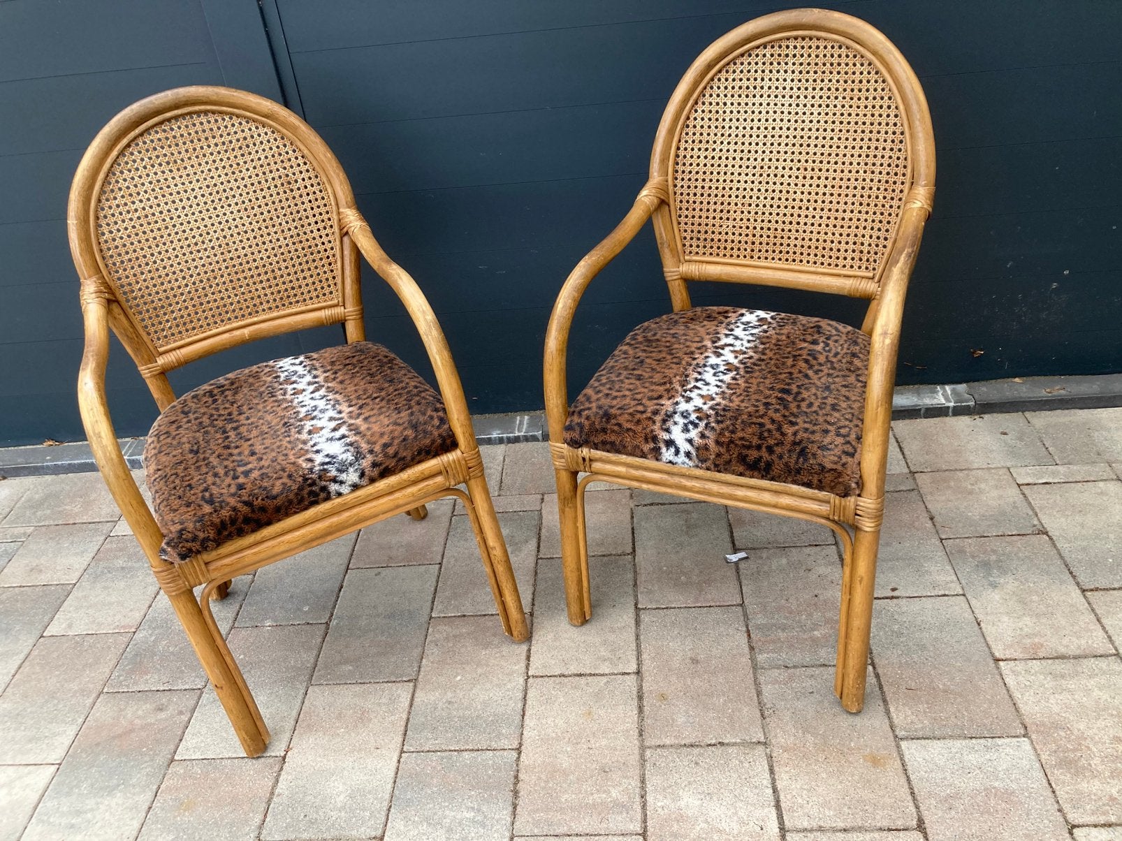 Bamboe of riet   2 stoeltjes voor 3;50, Ophalen, Zo goed als nieuw, Rotan