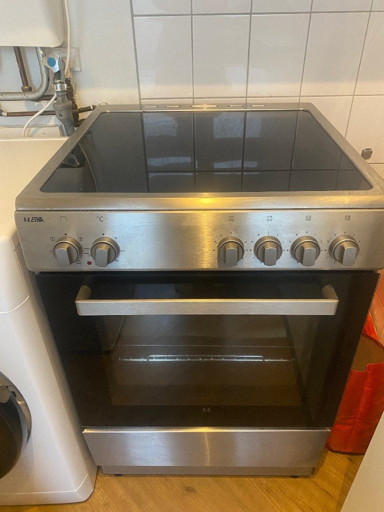 Elektrisch gasfornuis en oven, Witgoed en Apparatuur, Fornuizen, Ophalen, 60 cm of meer, 4 kookzones, Zo goed als nieuw