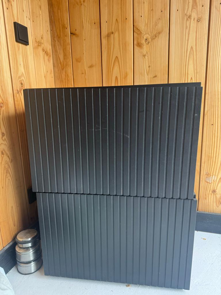 Ikea BESTÅ zwarte kast met deuren, Ophalen, Zo goed als nieuw