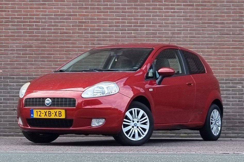 Fiat Grande Punto 1.4 Dynamic, Origineel NL, Climate control, Voorwielaandrijving, Stof, Beige, 4 cilinders