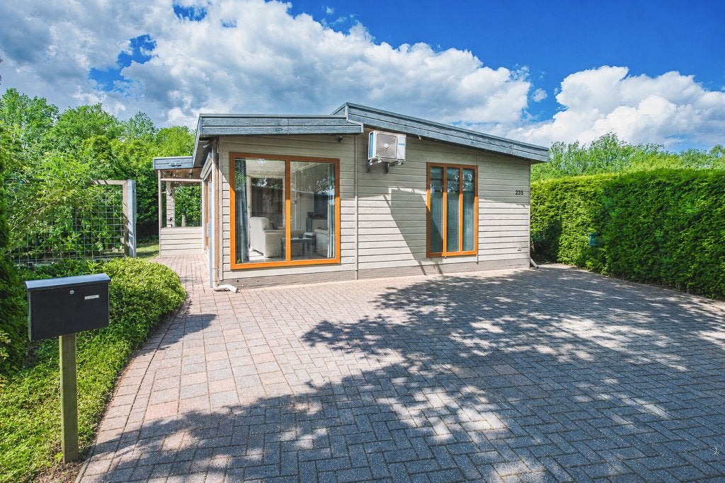 Compact wonen, groots genieten aan het Ermerstrand, Wasmachine, Recreatiepark, 1 slaapkamer, Chalet, Bungalow of Caravan