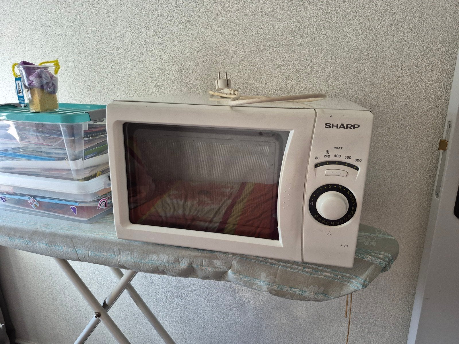 Sharp magnetron met draaiplateau, Witgoed en Apparatuur, Ophalen, Gebruikt, Minder dan 45 cm, Magnetron