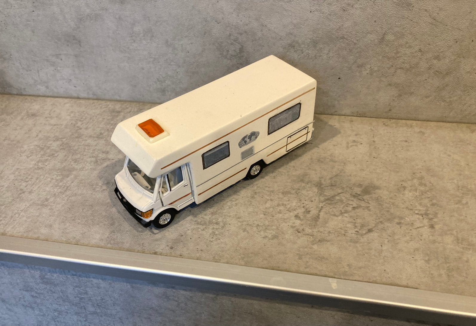 Miniatuur model camper Mercedes 307D, Ophalen of Verzenden, Gebruikt, Bus of Vrachtwagen, Overige merken