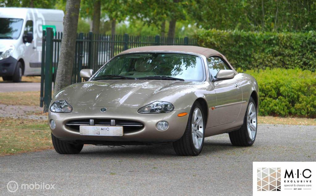 Jaguar XK8 4.2 V8 Convertible | Topstaat! | Zeldzaam fraai.