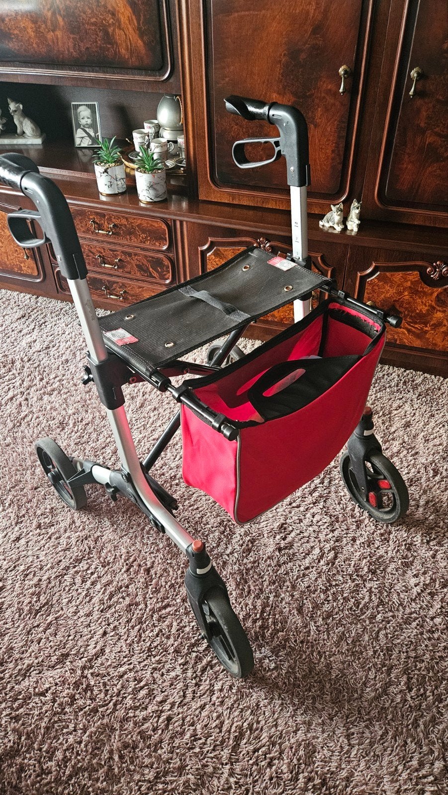 Rollator, Diversen, Ophalen