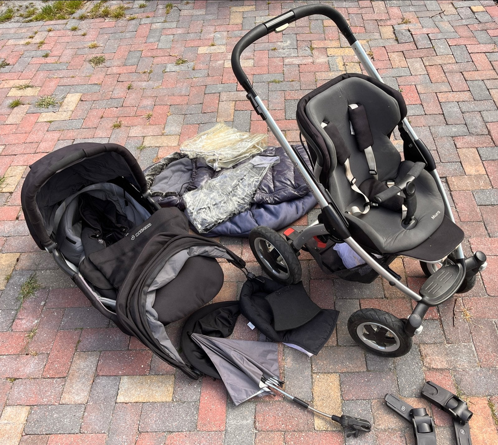 Maxi-Cosi Mura 3 Combiwagen met reiswieg en accessoires, Kinderen en Baby's, Kinderwagens en Combinaties, Ophalen, Gebruikt, Combiwagen