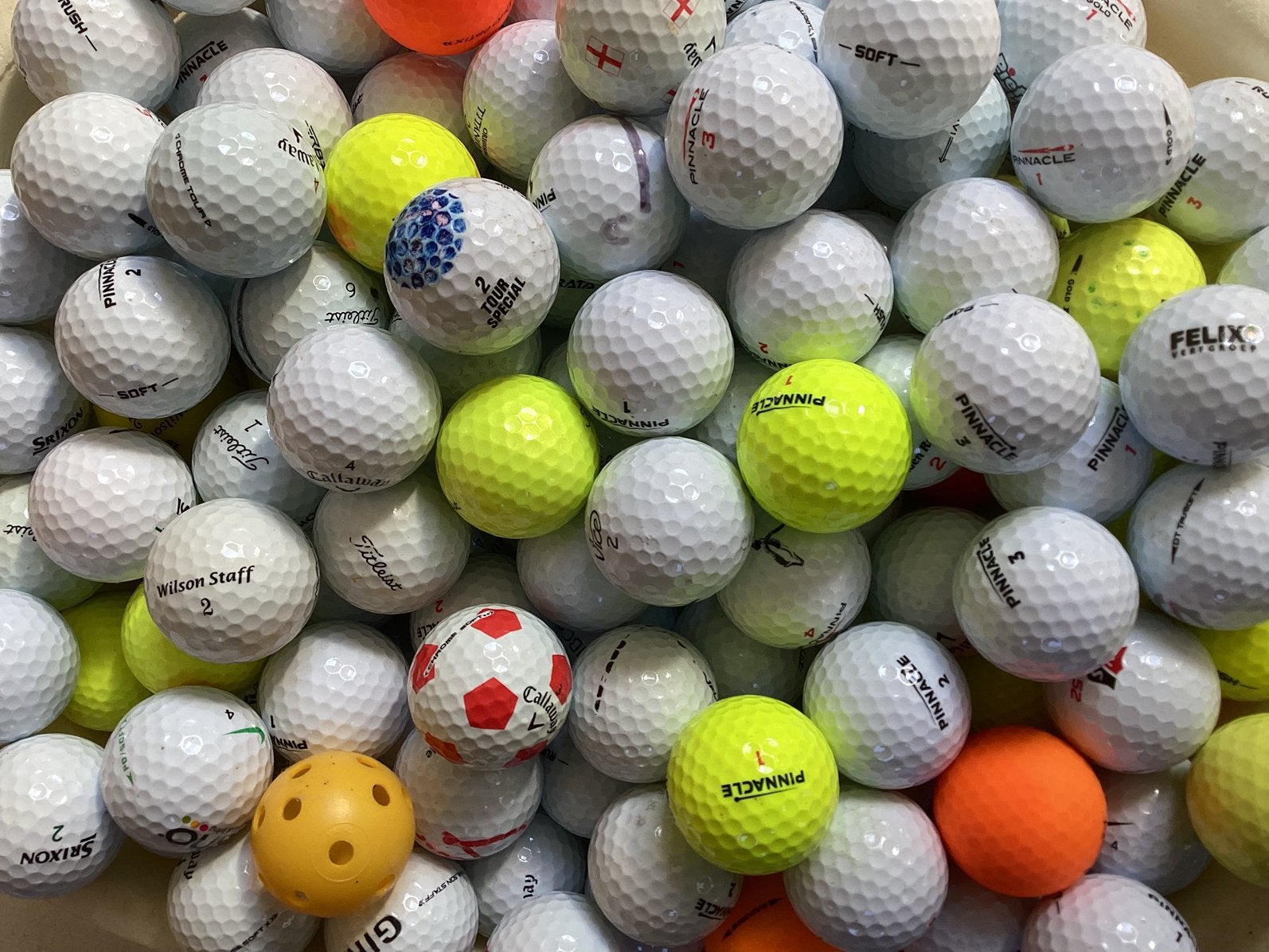 Lakeballs, z.g.a.n. mooie Merkballen; 50 ex € 20,00, Ophalen of Verzenden, Zo goed als nieuw, Bal(len)