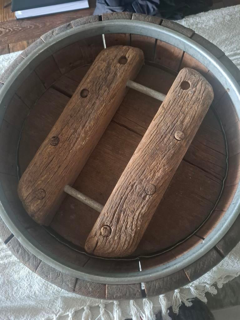 Antieke kaasmal / kaaspers van hout en metaal, Ophalen of Verzenden