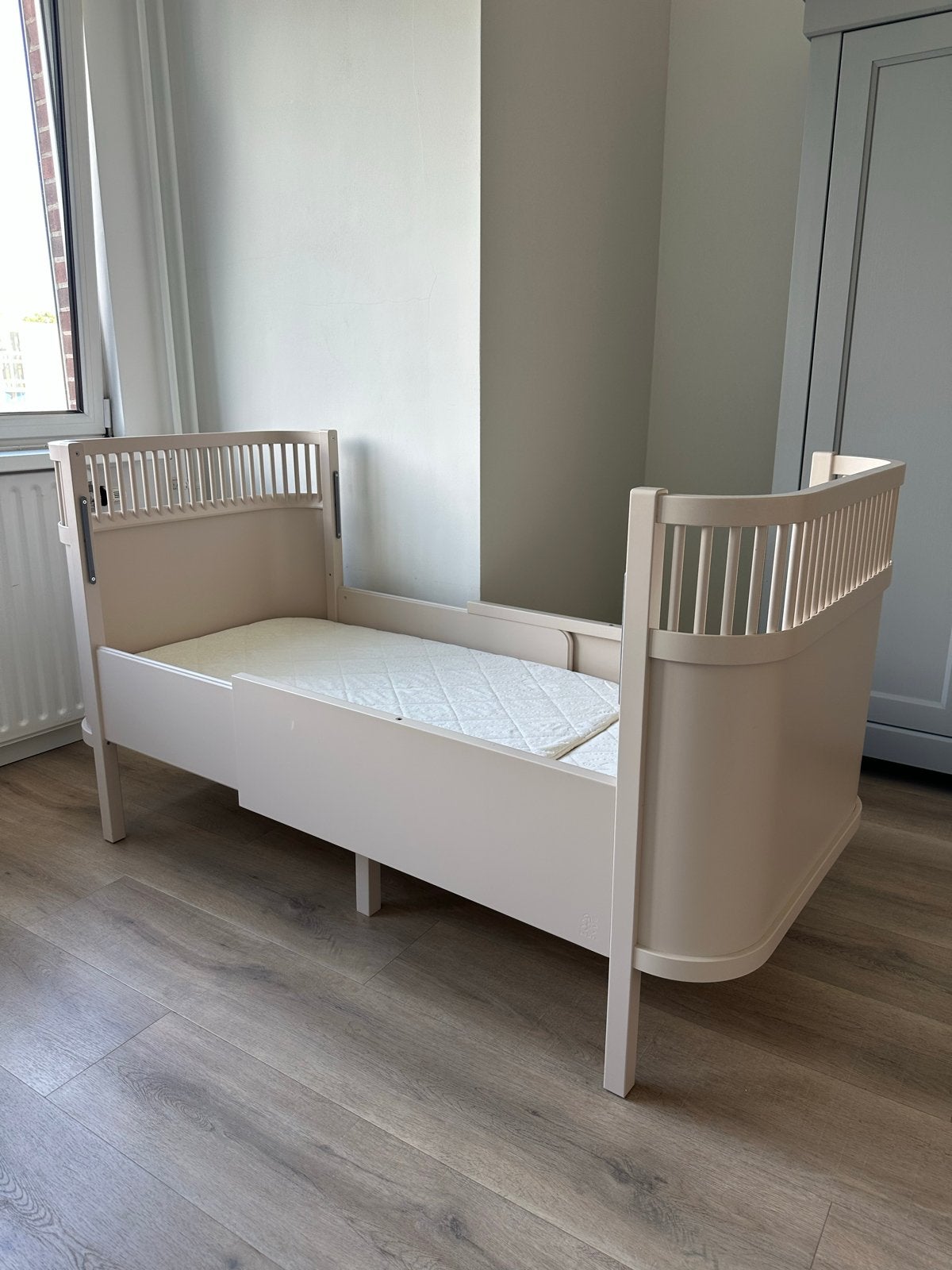 Uitschuifbaar Sebra Kili Bed - Wit/Beige, Ophalen, Beige, Overige maten, Hout