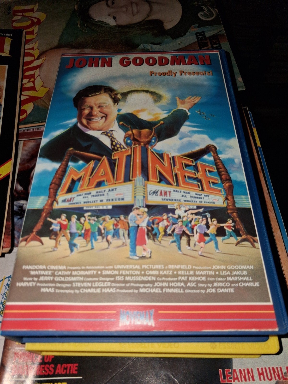 Vhs ex-rental  - Matinee, Vanaf 16 jaar, Ophalen of Verzenden, Gebruikt, Horror