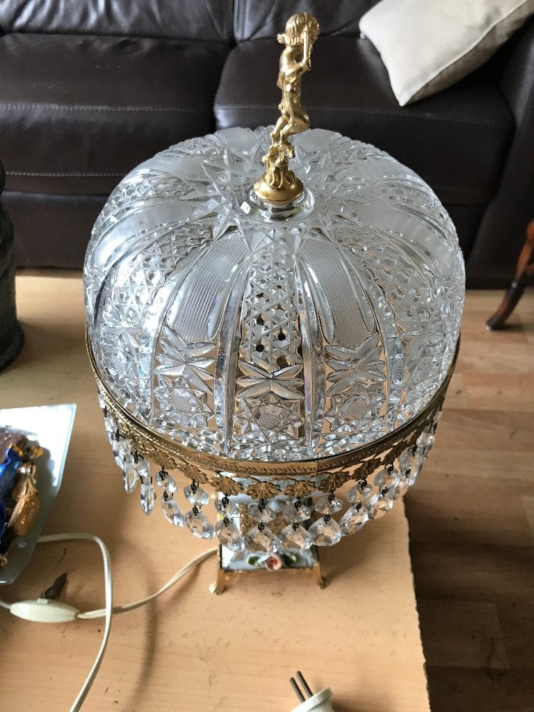 kristallen schemerlamp, Ophalen