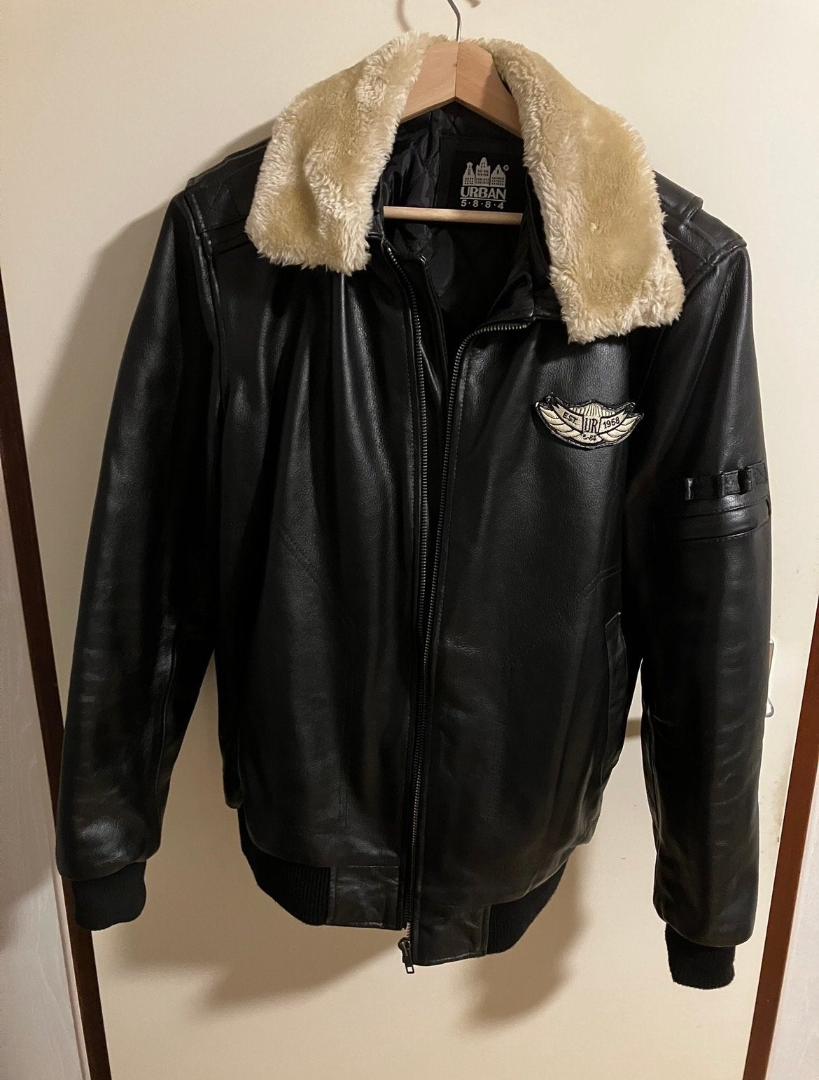Leren winterjas heren - Zwart met bontkraag, Kleding | Heren, Jassen | Winter, Ophalen of Verzenden, Zo goed als nieuw, Maat 48/50 (M)