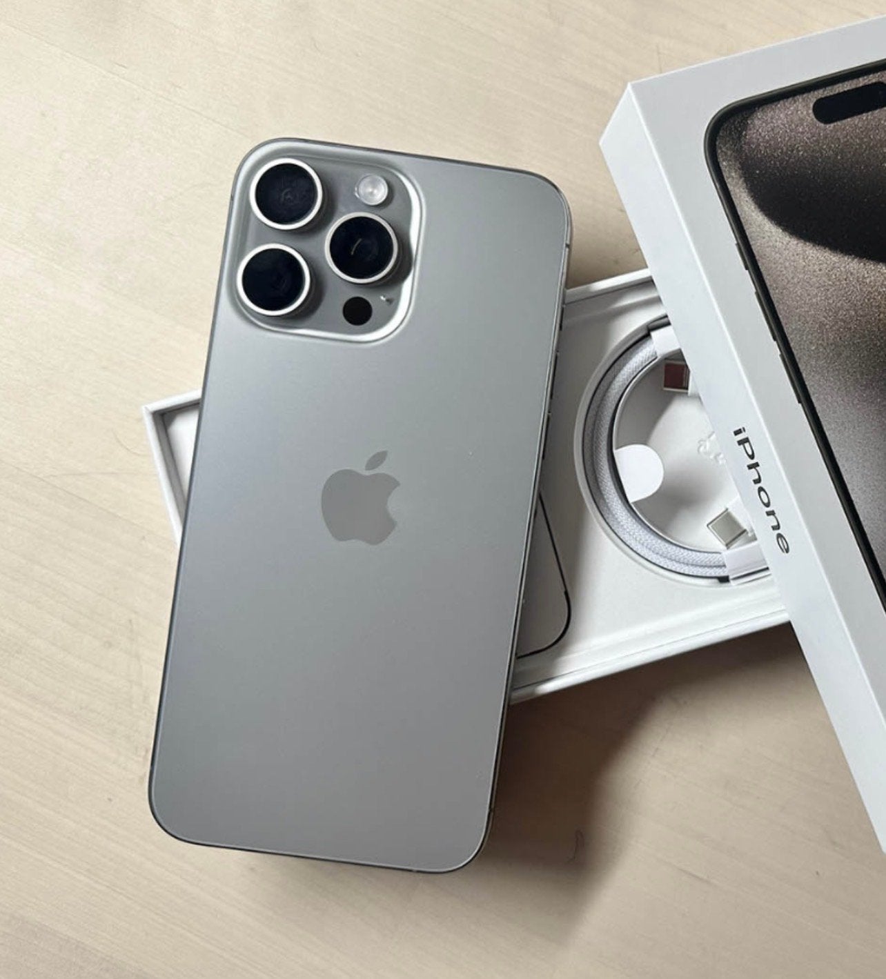 Apple iPhone 15 Pro Max - Zo goed als nieuw 1 TB, Telecommunicatie, Mobiele telefoons | Apple iPhone, 128 GB, Ophalen of Verzenden