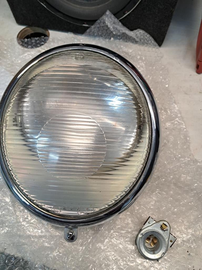 VW t1 spijlbus koplamp oud model, bouwjaar onbekend, Auto-onderdelen, Ophalen of Verzenden, Volkswagen