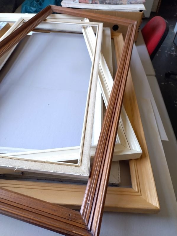 5 grote houten lijsten, Huis en Inrichting, Woonaccessoires | Lijsten, Ophalen, Gebruikt, Hout, Overige kleuren