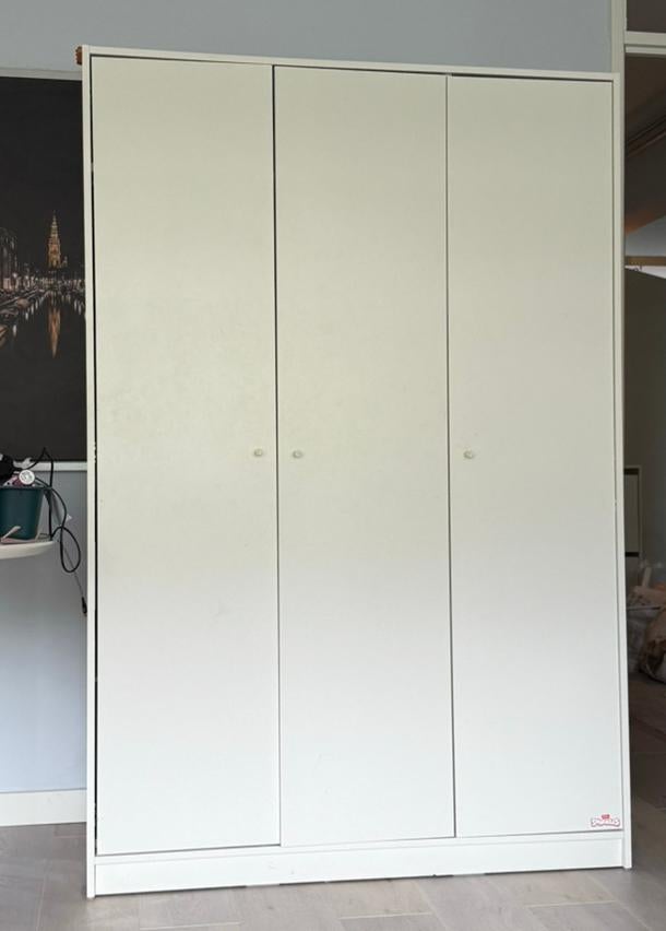 Verkocht IKEA kledingkast 117x55x176, Met deur(en), Gebruikt, 100 tot 150 cm, Ophalen of Verzenden