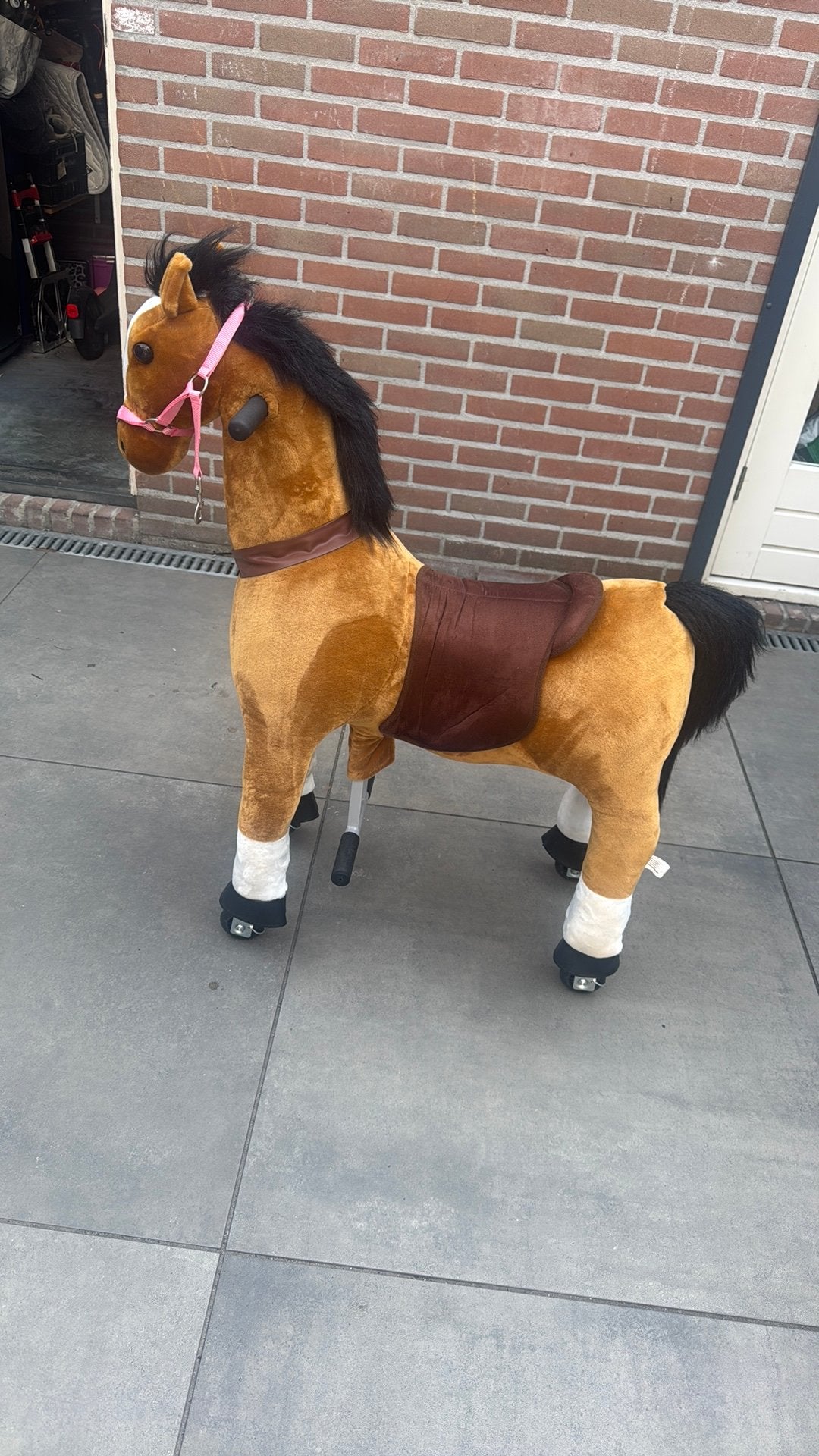 Speel paard, Ophalen, Zo goed als nieuw