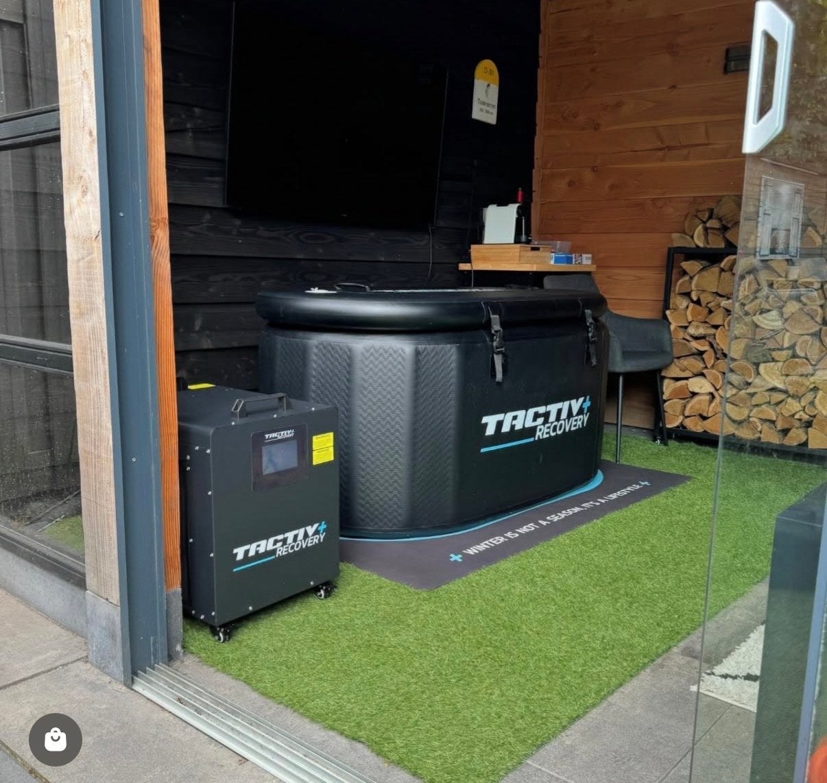 Ijsbad met koeler - Tactiv Recovery, Ophalen, Zo goed als nieuw, Vast