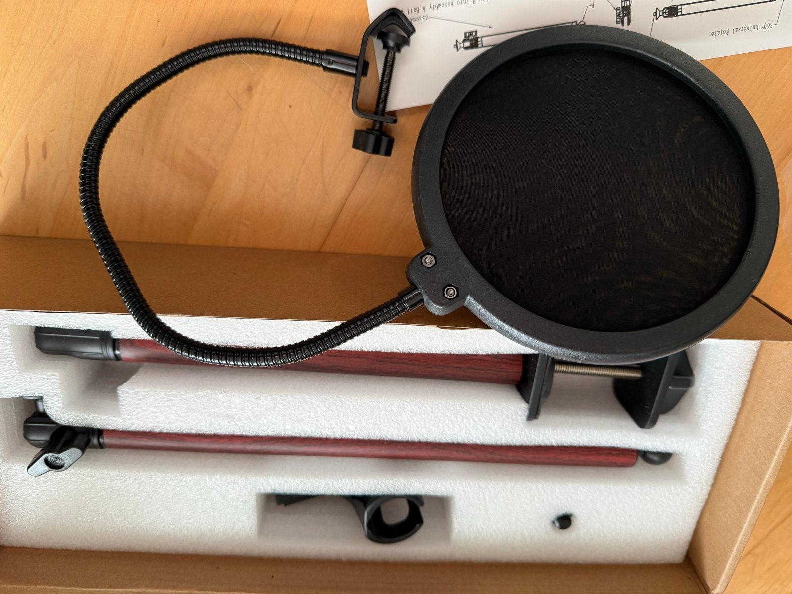 Microfoonstandaard met pop-filter en tafelklem, Ophalen, Nieuw, Studiomicrofoon
