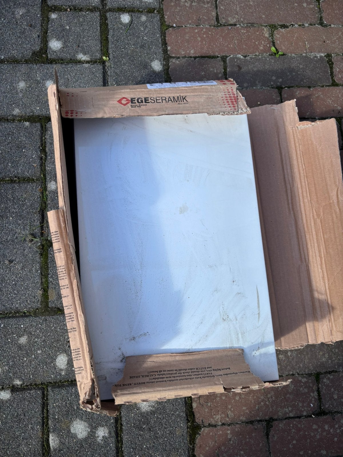 Gratis Badkamertegels, Ophalen, 60 cm of meer, Zo goed als nieuw, Minder dan 5 m²