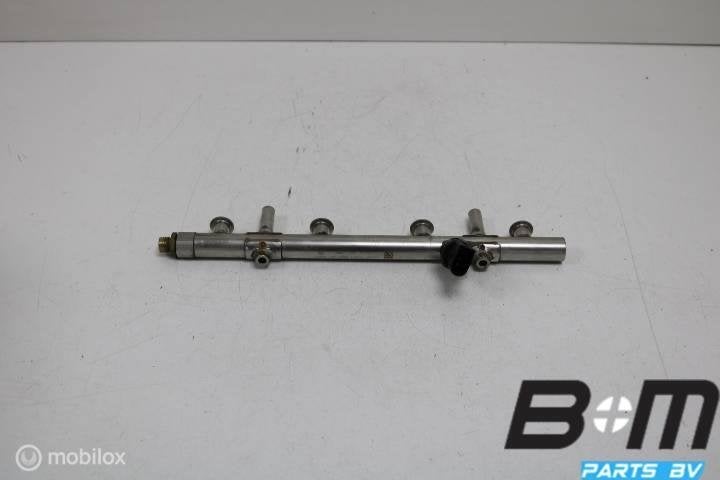 Brandstofrail Audi A3 8V 2.0 TFSI CJX 06K133317G, Gebruikt