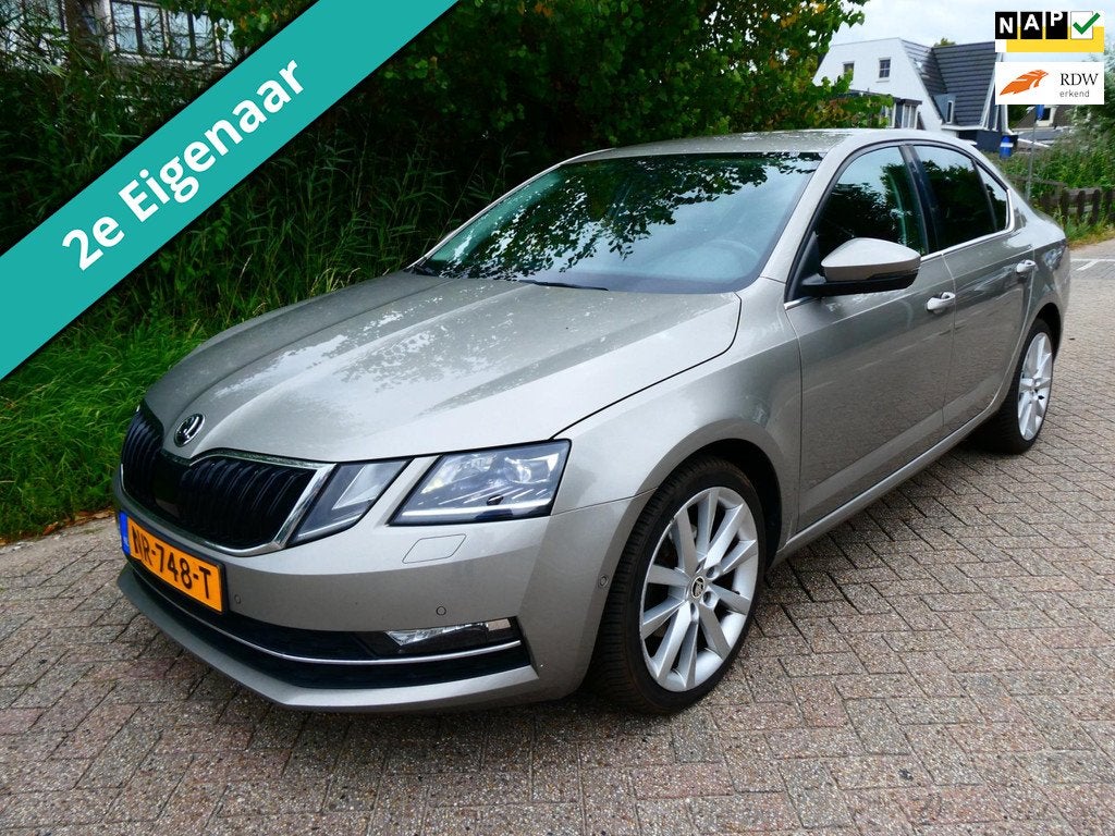 Skoda Octavia 1.0 TSI 116pk Style Automaat 2e eig. Navi PDC, Gebruikt, Automatische klimaatregeling, 49 €/maand, Bedrijf