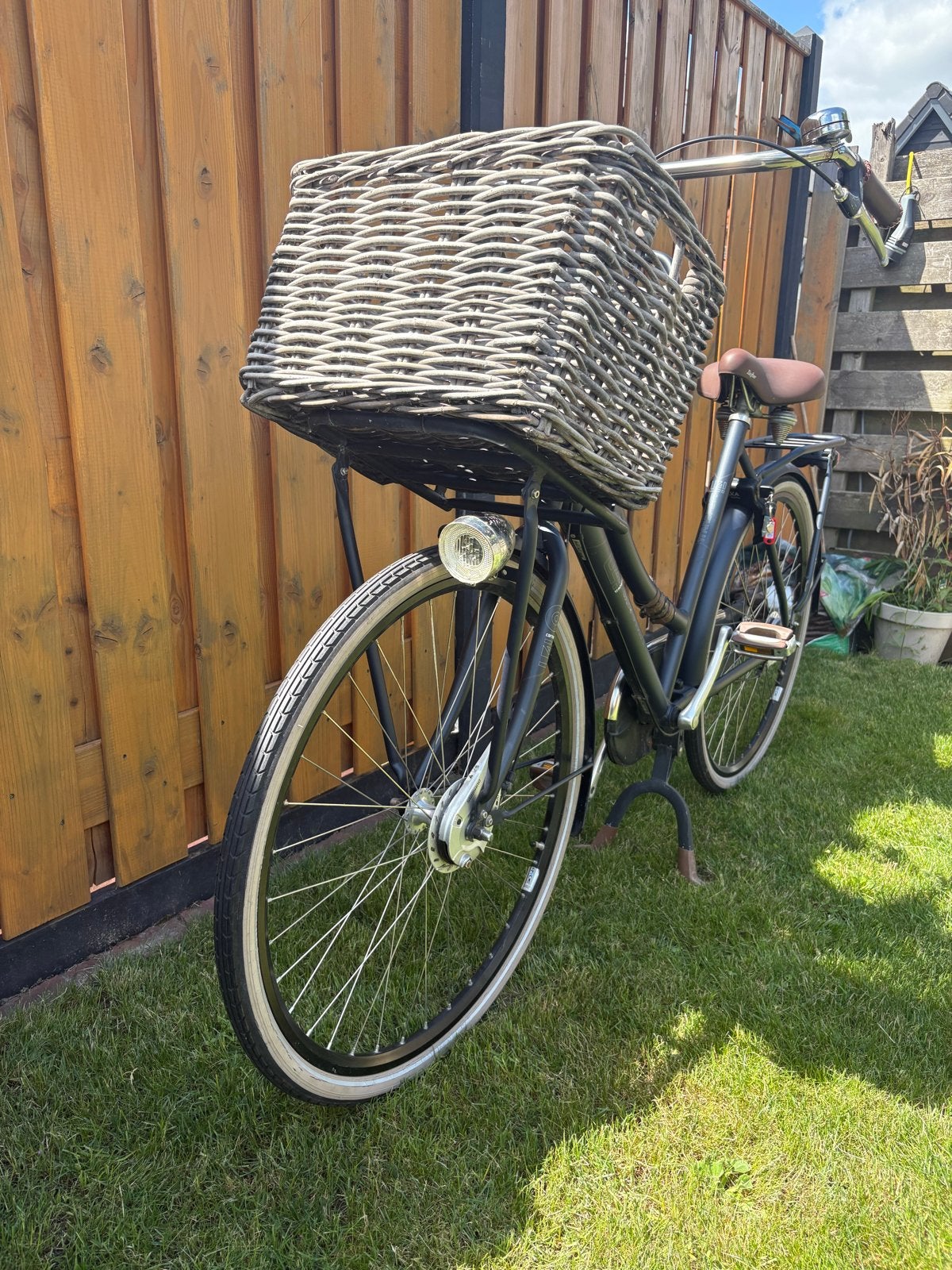Cortina U4 Damesfiets met mand - Zo goed als nieuw, Fietsen en Brommers, Fietsen | Dames | Damesfietsen, Terugtraprem, 53 tot 56 cm